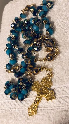 Glow Jewelry, Catholic Necklace, Gold Rosary, Cool Car Accessories, Holy Rosary, Rosary Bracelet, Jewelry Accessories Ideas