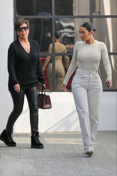 Bodysuit Street Style, Grey Bodysuit Outfit, Kim Kardashian Street Style, Kardashian Street Style, Kardashian Casual Outfit, Grey Yeezy, White Leather Pants, Kylie Jenner Street Style, Grey Pants Outfit