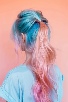 20 Unique Cotton Candy Hair Ideas For A Super Sweet Look Blue And Pink Hair, Pastel Blue Hair, Cotton Candy Hair, Candy Hair, Dyed Hair Inspiration, Beautiful Hair Color, Hair Color Pink, Hair Stylies