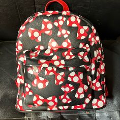 Brand New Casual Black Backpack For Disney Trips, Minnie Mouse Backpack For Daily Use, Black Minnie Mouse Bag For Back To School, Black Minnie Mouse Backpack For Back To School, Black Minnie Mouse Standard Backpack, Back To School Minnie Mouse Black Backpack, Black Minnie Mouse Bag For Everyday Use, Black Minnie Mouse Backpack For Everyday Use, Trendy Red Bags For Disney Trips