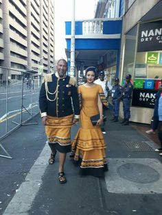 Shona Traditional Attire Zimbabwe, Black And White Swati Traditional Attire, Orange Xhosa Traditional Dresses, Umbaco Xhosa Skirt, Black Xhosa Traditional Dress, Wedding Dresses South Africa