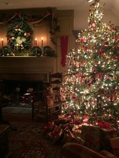 a decorated christmas tree in a living room