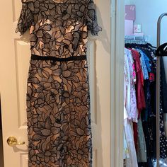 Floral Lace Midi Dress With Black Satin Band Around Waist Blush Lining Lace Midi, Lace Midi Dress, Black Satin, Floral Lace, Black Pink, Blush, Midi Dress, Size 6, Satin