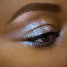 Rituel de Fille Celestial Sphere Gelée Eye Gloss | Credo Celestial Sphere, Shimmer Eyeshadow, Iridescent Blue, Makeup Hacks, Eye Makeup Art, Makeup Pictures