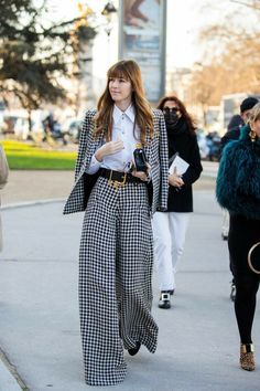 Suits Inspired Outfits For Women, Fashion Street Style 2023, Cool Office Outfits Women, Houndstooth Outfit, Look Formal, Elegante Casual, Mode Casual, Mode Inspo, Looks Chic