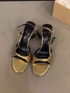 Sku CY-!164834 Material PU , Rubber Feature Open Toe , Peep-Toe , Belt Buckle , Split-joint Occasion Evening , Casual , Office , Urban Seasons Spring , Summer , Autumn Type Pumps Sandals , Sling Shoes Color GOLD,BLACK,SILVER Size 35,36,37,38,39