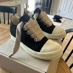 Pair Of Rick Owen’s Low Top Sneakers, Size 11 Never Worn Brand New New With Box (Obo) Rick Owens Shoes Outfit, Rick Owens Fashion, Sneakerhead Room, Cris Mj, Rick Owens Shoes, Rick Owens Sneakers, Pretty Sneakers, Shoe Shopping, Pretty Shoes Sneakers