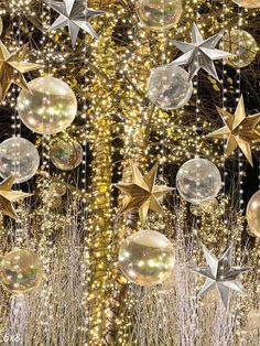 Golden Starry Christmas Photography Backdrop - Photography backdrop of golden stars Glam Christmas Party Decor, New Years Party Theme, Festive Photoshoot, Glam Christmas Party, Stars Backdrop, Cozy Party, Starry Christmas, Vintage Christmas Party, Christmas Party Backdrop