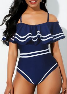 Cute Bathing Suits, Striped One Piece, Costume Intero, Cute Swimsuits, Elizabeth Taylor, Plus Size Swimwear, Swim Dress, Swimwear Fashion, Swim Suit