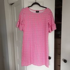 Sailor + Sailor Pink Houndstooth Dress Size 6. Super Cute! Never Worn Casual Gingham Dress For Work, Gingham Short Sleeve Dresses For Work, Short Sleeve Gingham Dress For Work, Gingham Plaid Short Sleeve Dress For Work, Short Sleeve Gingham Plaid Dress For Work, Pink Houndstooth, Sailor Dress, Houndstooth Dress, Pink Dress