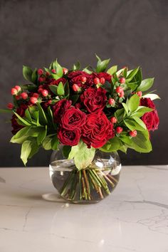 new-york-black-orchid-flowers - Black Orchid Flowers Flower Mechanics, Holiday Floral Arrangements, Heart Roses, Red Centerpieces, Rose Flower Arrangements, Christmas Bouquet, Christmas Flower Arrangements, Flower Subscription, Christmas Floral Arrangements