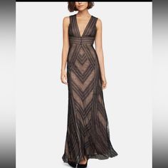 New With Tags Size 4 Great Gatsby, Art Deco Vibe Perfect For Prom, Formal Special Occasions, Black Tie Events, New Years, Weddings, Holidays Gowns Online Shopping, Embroidered Tulle Dress, Bcbg Max Azria, Tulle Gown, Max Azria, Gowns Online, Midi Sheath Dress, Chevron Stripe, Fabulous Dresses