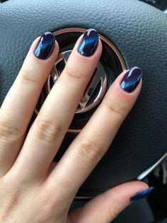 Nail Art Kuku Pendek Aesthetic, Blue Black Nails Short, Navy Cat Eye Nails, Black And Blue Gel Nails, Black And Blue Nails Short, Nail Art Simple Blue, Black Nail Cat Eye, Navy Blue Cat Eye Nails, Nail Art Dark Blue