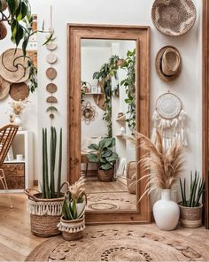 Terracotta And Sage Interior Design, Soft Ideas, Jungle Home, Cozy Bedrooms, Small Ideas, Interior Design Per La Casa, Bohemian Farmhouse, Boho Country, Bedding Ideas