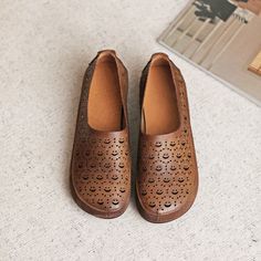 These loafers are designed in a timeless, minimal silhouette, so you'll be sure to wear them often. Made from soft leather, soft bottom that ensure all-day comfort. Wear yours with tailoring and denim alike. Color: Beige/BrownMaterial: Cow leatherLining: No, Just cow leather the other sideInsole: Genuine leatherSole: RubberHeels: 2.5 cm/0.98"Fit: Medium to Wide, Runs Normal.Origin: Made in China Production Time: About 5-7 days (Any exceptional case will email you, Please pay attention to your email left) Shipping Time: Free Shipping To most locations, delivery time is approximately 5-15 days; We have paid FedEx Option, to most locations, delivery time is approximately 2-8 days.Great Shoes To Spice Up Any Outfit, From Casual Jeans To Fancy Dress. The More You Wear Them, The More Comfortable Brown Comfortable Leather Shoes With Round Toe, Comfortable Brown Leather Shoes With Round Toe, Brown Leather Shoes With Round Toe, Comfortable Brown Leather Shoes With Flat Heel, Leather Slip-ons With Brogue Detailing And Flat Heel, Brown Low-top Flats For Fall, Comfortable Brown Loafers With Round Toe, Brown Slip-ons With Textured Sole And Round Toe, Comfortable Brown Round Toe Loafers