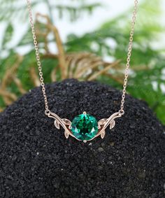 Round cut Emerald pendant necklace Rose gold Unique Leaf Branch Emerald necklace for women May birthstone pendant Bridal Anniversary gift ❥Stones: Center Gemstone: Lab Emerald  Stone Cut: Round cut Stone Size: 8.0mm Cable Chain 16"-19" can be selected. Please contact me for other chain styles and sizes. Materials: Solid 10k/14k/18k (Please contact us for a quote on platinum, palladium and 925 Sterling Silver) Colors: Yellow, White, Rose ✈︎Processing and Shipping All pendants are made to order, which will take 2-3 weeks and 2-5 working days for shipping. But most of the time, your pieces will arrive earlier than expected. ✎ Free engraving and gift box for your purchase All the jewelry you order can be engraved for free, and please send us what you'd like the jewelry to be engraved via messa Rose Gold Birthstone Pendant Necklace, May Birthstone Flower Pendant Necklace For Wedding, Emerald Pendant Necklace With Birthstone For Wedding, Emerald Pendant Necklace As Wedding Birthstone, Rose Gold Necklaces With May Birthstone, Rose Gold Round Pendant Birthstone Necklace For Anniversary, Rose Gold Birthstone Necklace For Anniversary, Rose Gold Necklace For Wedding, May Birthstone, Rose Gold Birthstone Necklace With Gemstone For Anniversary