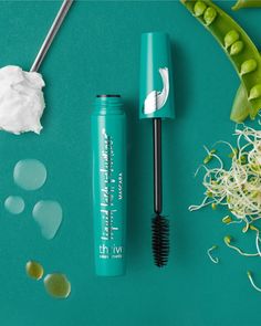 Our new Liquid Lash Volumizer™ Mascara packed with lash-nourishing ingredients like peptides, sodium hyaluronate, organic pea sprout extract, vitamin B5, and babassu oil, it promotes lash growth, health, and drama. Bday List, Big Lashes, Tubing Mascara, Babassu Oil, Lash Growth, Volumizing Mascara, Faux Lashes, Sodium Hyaluronate