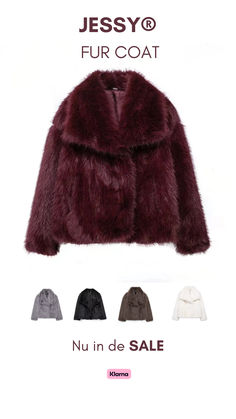 Super soft vibes: Het jasje is zo fluffy en zacht dat je het nooit meer wilt uittrekken! Gemaakt van high-quality faux fur voor die luxe feel.  Chic & veelzijdig: Casual of glam, dit jasje tilt je outfit meteen naar een next level. Perfect te combineren met je favoriete jeans, jurkjes of een stoere look.  Feel-good fashion: Dit jasje is 100% faux fur (imitatiebond), dus jij shinet niet alleen in stijl maar ook met een eco-friendly mindset. Win-win! Cream Faux Fur Coat, Fall Faves, Timeless Luxury, Money Aesthetic, Coat Stands, Wholesale Bags, Old Money Aesthetic, Vogue Fashion, Faux Fur Coat