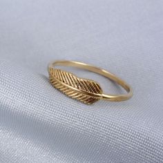 Leaf Gold Ring, Handmade leaf Ring, Dainty leaf Gold plated Ring, Women Wedding Ring, Finger Gold Ring, Brass Gold Ring, Daily Wear Ring,  Dimension :- JEWELRY CATEGORY:- HANDMADE RING PLATING:- 14k Gold & Rose Gold Filled  METAL:  925 Sterling Silver and Yellow Brass RING SIZE:- ALL SIZES AVAILABLE PURTY:- 925 Shipping:- All the parcels will be shipped with in 1-2 days of purchase... Payment:- We accept payment through PAYPAL only.... I make every effort to picture each item as realistic as I c Finger Gold Ring, Ring Daily Wear, Wedding Ring Finger, Women Wedding Ring, Wedding Rings Round, Malachite Rings, Natural Gemstone Ring, Black Onyx Ring, Leaf Ring