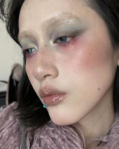 Makeup by @freya86_ff on IG Artsy Makeup, Freckles Makeup, Makeup Charts, Cold Moon, Chinese Makeup, Swag Makeup, Smoky Eyes, Creative Makeup Looks, Spring Makeup