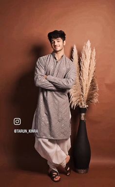 Poses For Men In Kurta, Men Shaadi Outfits, Traditional Outfit Men Indian, Traditional Pose For Men, Male Traditional Wear Indian, Kurta For Sangeet Men, Marriage Dress For Men Indian, Kurta Pajama For Men Wedding, Traditional Poses Men