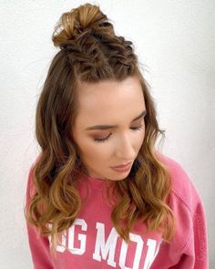 Stunning half bun hairstyle ideas | Trendy hairstyle ideas French Braided Hairstyles, Front French Braids, Dutch Pigtail Braids, Inside Out Braid, Dutch Braid Styles, Dutch Braid Bun, Dutch Braid Updo, Two Dutch Braids