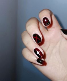 Rocker Nails, Nail Art Designs For Beginners, Nail 2023, Quick Nail Art, Easy Nail Art Designs, Art Designs Ideas, Gothic Nails, Anime Nails