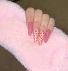 Nail Illustration, Pink Cheetah Nails, Nail Y2k, Pink Leopard Nails, Spring Nails 2023, Cheetah Nail Designs, Cheetah Print Nails, Nails Art Ideas, Cheetah Nails