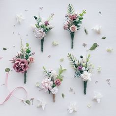 flowers arranged on top of each other and labeled with the letters d, b, c