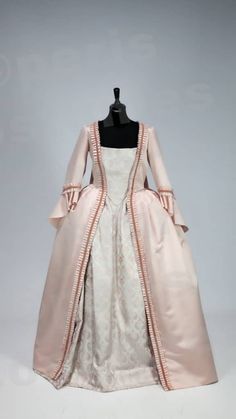 Queen Charlotte, Historical Period, 1940s Fashion, Historical Dresses, Inspired Fashion, Marie Antoinette