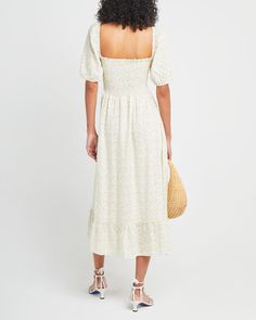 Score the best discounted overstock and returns at unbeatable prices on Bazar! Save this perfectly good piece of garment from becoming textile waste. Stella Dress, Yellow Midi Dress, Bra Size Charts, Price Comparison, Jacket Brands, White Midi Dress, Clothing Size Chart, Black Midi Dress, Active Wear Tops