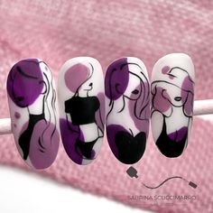 Minimal Art Nails, Nail Art Drawing Sketch, Portrait Nail Art, Brush Nail Art Design, Nail Art Minimal, Unusual Nail Designs, Brush Nail Art, Cartoons Movies, Pop Art Nails