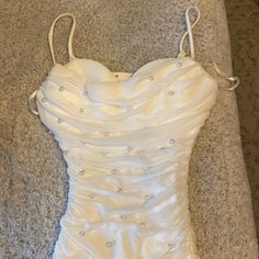 Windsor White Mini Dress With Pearls. New With Tags! Mini Dress With Pearls, Dresses Windsor, Dress With Pearls, Pearl Dress, Windsor Dresses, White Mini Dress, Dance Dresses, Sweet 16, Windsor