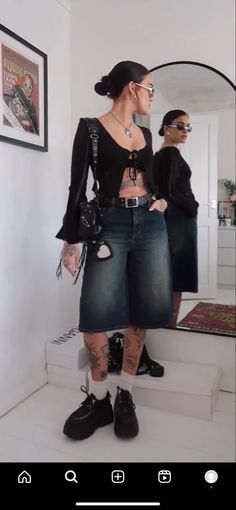 grunge alternative outfit inspo Special Outfits Fashion, Metro Boomin Concert Outfit Ideas, Punk Bar Outfit, New York Inspo Outfits, Young Miko Concert Outfit Ideas, Knocked Loose Concert Outfit, Yeat Rapper Concert Outfit, The Marias Aesthetic Outfit, Urban Grunge Outfits