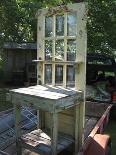 Door week wouldn't be complete if we didn't incorporate some repurposingrightWe've combed the blogosphere for the best ways to reuse old doors. Door Repurposed, Diy Potting Bench, Diy Bank, Garden Station, Salvaged Doors, Old Wood Doors