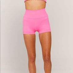 Nwt Ribbed Shorts. Super Cute! Size Medium/Large! Rainbow Bike, Black Seamless, Ribbed Shorts, Mid Rise Shorts, Spiritual Gangster, Gym Shorts, Sweat Shorts, Pink Shorts, Shorts Athletic