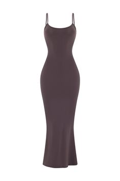 Elevate your wardrobe with this super soft, drapey slip dress that offers a comfortable, body-hugging fit. This maxi length dress features a flattering straight neckline, ribbed fabric, and partially adjustable spaghetti straps. That Girl, Bodycon Maxi Dress, Jeans Outfit Casual, Maxi Dress Sale, Colors Orange, Fitting Dress, Bodycon Maxi Dresses, Dress Bodycon, Dress Spaghetti