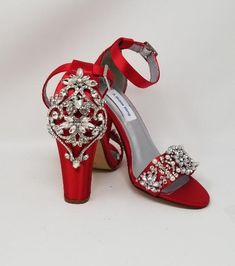 Quinceanera Heels, Chunky Heels Wedding, Wedding Shoes Red, Red Bridal Shoes, Quinceanera Shoes, Heels Sparkly, Red Block Heels, Red Wedding Shoes, Custom Wedding Shoes