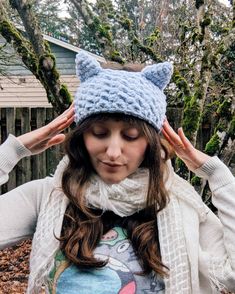 Make a super plush cat ears headband! Perfect for days when you'll overheat with a hat, but have freezing ears! But also, it has cat ears, so it's way better than a normal headband. Obviously. Read more at our blog! Pattern level: Advanced beginner. Must be comfortable crocheting in back and forth rows, and sewing pieces together. Sizes included: One size, fits most teens and adults. Easy to adjust the fit. Materials needed:- plush super bulky yarn (weight 6) - I used bernat baby blanket- 8mm and 9mm hook- yarn needle What you will receive:A PDF written in English, using US crochet terms, with instructions on how to make this plush cat headband. This is not a finished item, you will receive nothing in the mail. All paid patterns come with email support, shoot me a message via the contact p Headband Crochet Pattern, Cat Headband, Bernat Baby Blanket, Headband Crochet, Crochet Classes, Cat Ears Headband, Crochet Terms, Super Bulky Yarn, Ears Headband