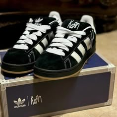 Korn Campus 00s Women's size 6.5 Korn Shoe, Korn Campus, Korn Merch, Korn Adidas, Y2k Shoes, Shoes Outfit Fashion, Shoe Wishlist, Cute Nike Shoes