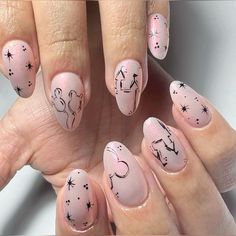 Mickey Nails