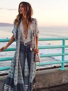 38 Looks with Kimonos to bring out your inner city bohemian style Short Sleeve Maxi Dress, Mode Kimono, Boho Fashion Summer, Estilo Hippie