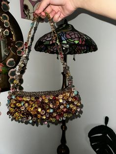 Absolutely stunning  Pictures don't do it Justice Runway Bags, Art Deco Bag, Grunge Style, Dope Jewelry, Pretty Bags, Beaded Bags, Handmade Art, Fashion Makeup