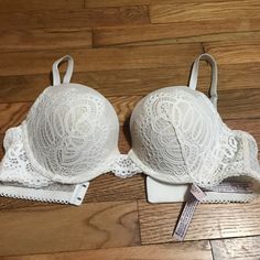 Elegant Spring Push-up Bra, Elegant Victoria's Secret Spring Bra, Fancy Sarees Party Wear, Vs Bras, Bra Brands, Sleep Wear, Carrie Underwood, Fancy Sarees, Bra Styles