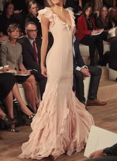 Paris Mode, Looks Party, فستان سهرة, Lily Rose Depp, Gorgeous Gowns, Beautiful Gowns, Vera Wang, Fancy Dresses, A Dress