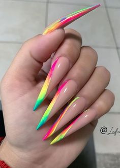 Acrylic Nails Kylie Jenner, Summer Stiletto Nails, Pink Stiletto Nails, Long Stiletto Nails, Nails Yellow, Stiletto Nail Art, Nails Stiletto