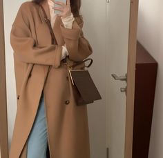 Brown Loose Long Winter Coat (Beautiful) Chic Brown Long Wool Coat, Elegant Oversized Brown Wool Coat, Chic Long Sleeve Brown Wool Coat, Chic Long Brown Outerwear, Oversized Long Brown Outerwear, Wool Winter Coat, Long Winter Coats, Elegant Ladies, Long Winter