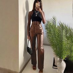 Outfit Elegantes, Leather Pants Women, Leather Pant, Straight Trousers, Faux Leather Pants, High Waisted Trousers, Women's Summer Fashion, Two Piece Dress, Straight Pants