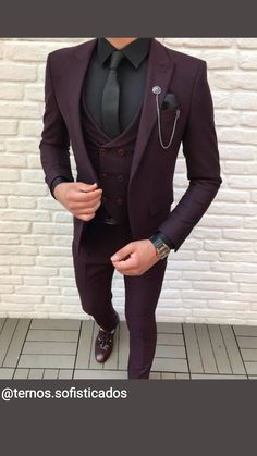 TERNOS SOFISTICADOS PERÚ Mens Suits Style Modern, Green Suit Men, Suit Length, Best Wedding Suits, Prom Suits For Men, Costume Africain, Stylish Mens Suits, Black Suit Men, Slim Fit Suit Men