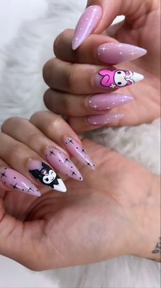 Kuromi And My Melody Nails Acrylic, Melody Hello Kitty Nails, My Melody Nail Designs, Kuromi Nail Art Simple, Sanrio Nails Acrylic Kuromi, Kuromi Gel Nails, My Melody French Tip Nails, Kuromi And Hello Kitty Nails, Cute Nails Kuromi